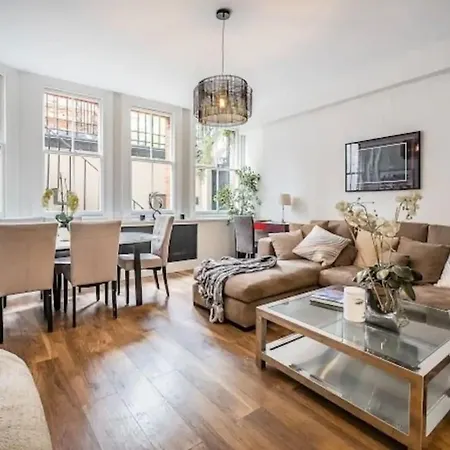 2 Bedrooms 2 Bathrooms Harrods